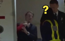 【马克龙被喷了,马克龙被煽耳光】