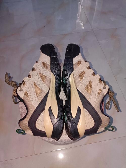 悍马威登男鞋价格/悍马威登鞋子是名牌吗