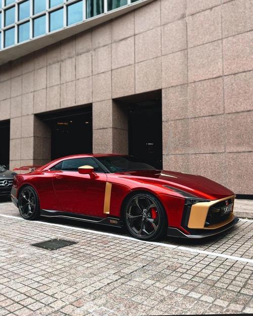 尼桑跑车gtr价格/日产尼桑跑车gtr