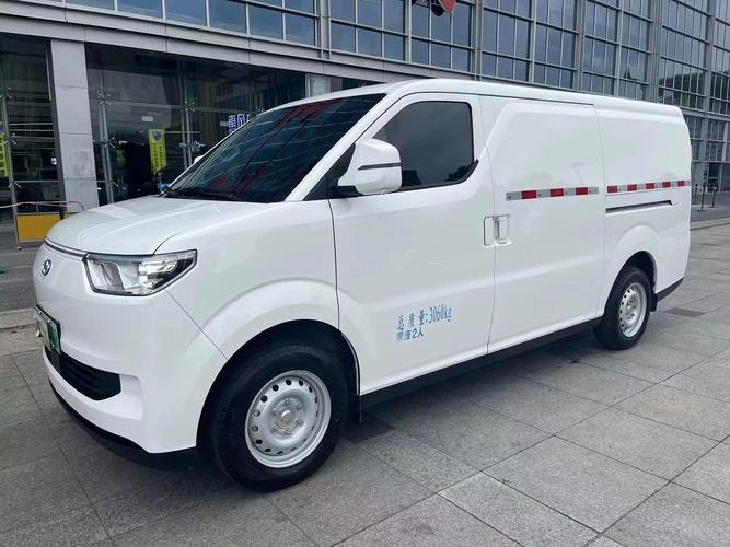 【瑞驰ec75电动车面包车价格,瑞驰ec75货运版价格】