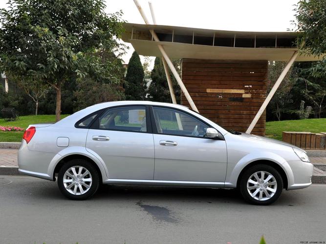 06款别克凯越两厢车/06款别克凯越两厢车图片