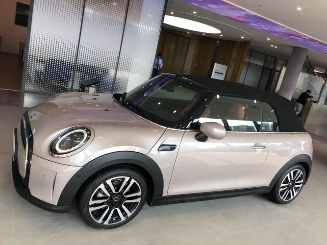 敞篷迷你宝马(敞篷迷你宝马图片)